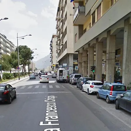 Crispi 120 Παλέρμο